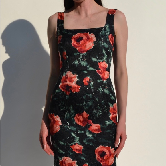 Dolce & Gabbana Dresses & Skirts - Dolce & Gabbana Floral Silk Sleeveless Dress